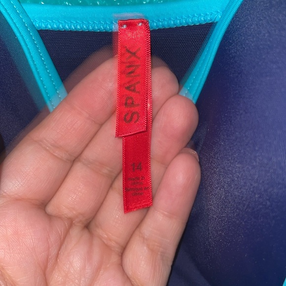SPANX shaping swimsuit 🏝️ NWT! - Picture 6 of 7